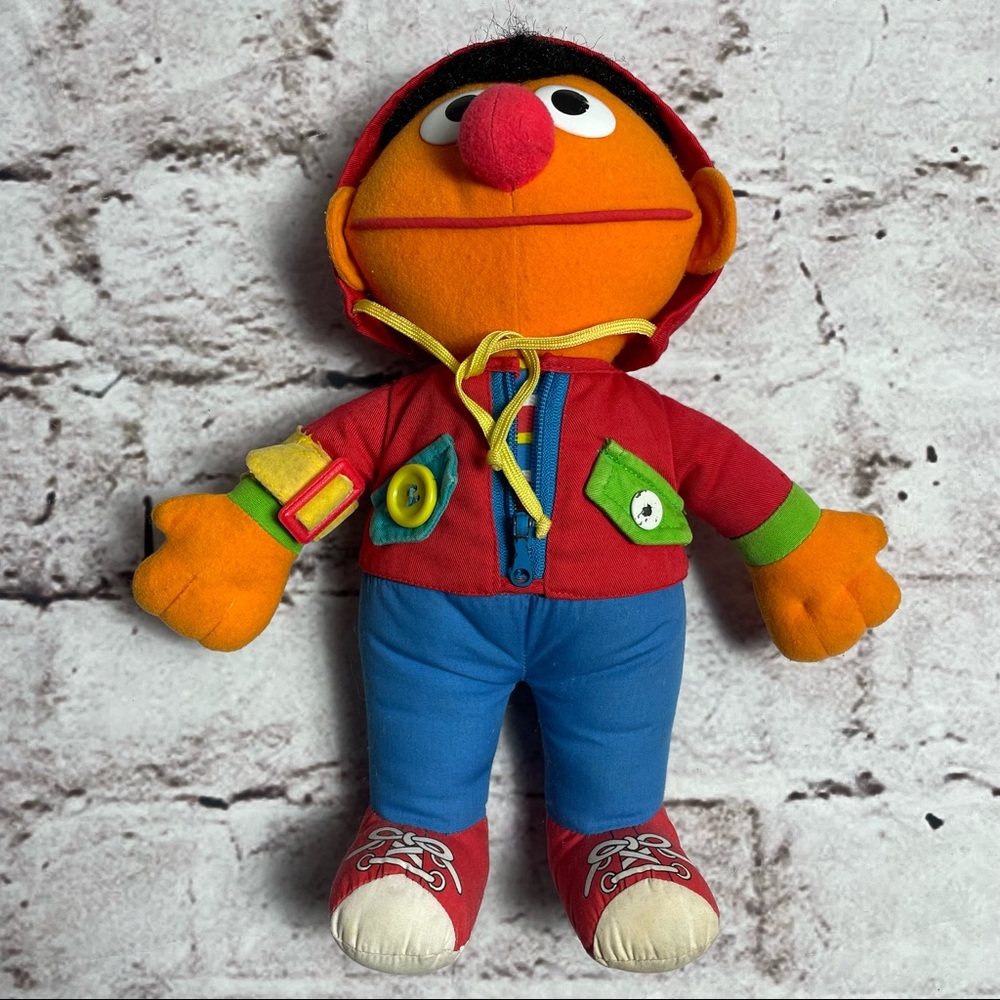 5/$10 Vintage Playskool Dress Me Up Ernie Plush